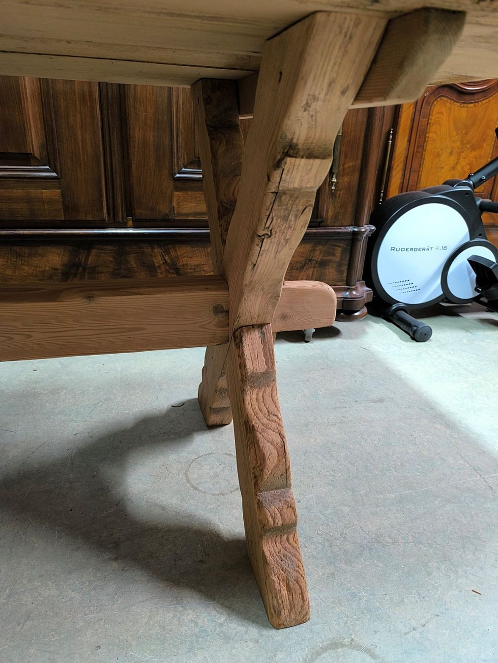 Tavoli: Antiker Scherentisch aus Tannenholz – Usato da Maladers venduto da der_Holzwurm 3