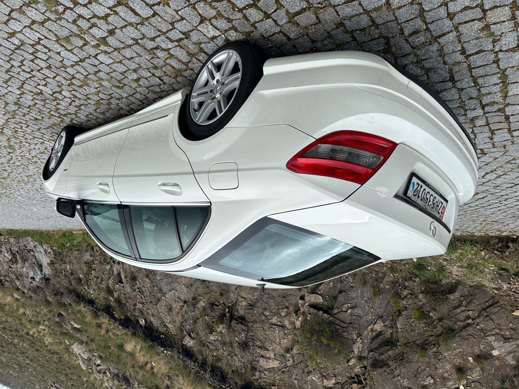 Mercedes-Benz Automobili: Mercedes Benz C 180 Kompressor – Usato da Zürich venduto da bro_x5vk 5