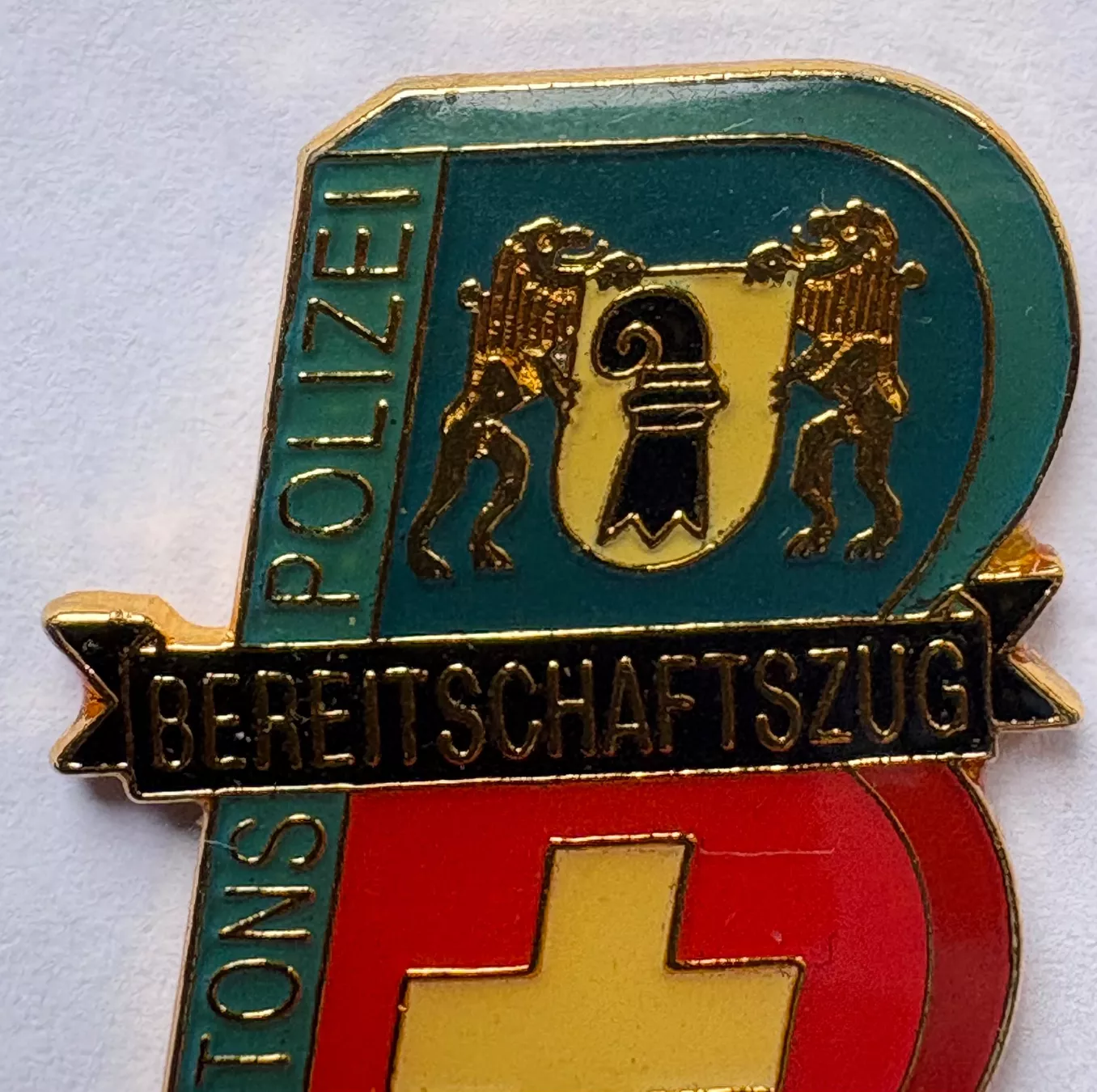 Basler Placchette & Badge: Basler Polizei PIN – Nuovo e nell'imballaggio originale da Basel venduto da mogi01 2