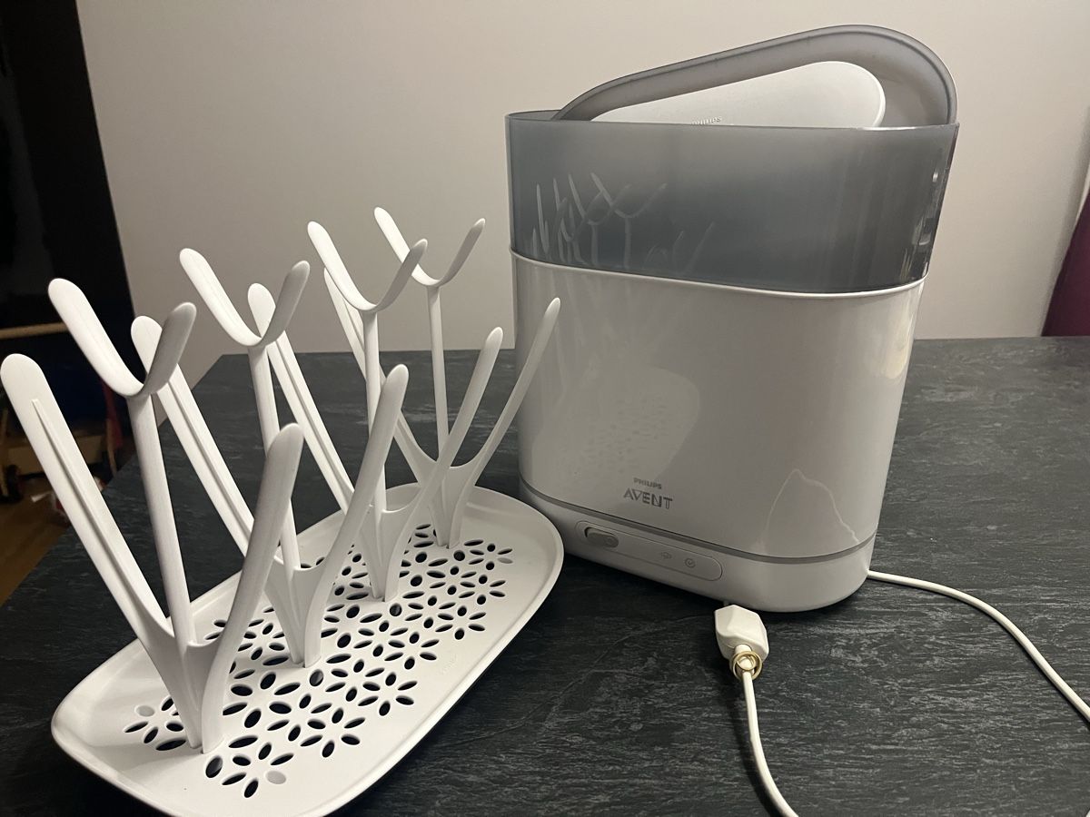 Philips Repas pour bébés: Philips Avent Bottle Sterilizer and Drying Rack Set – D'occasion à Winterthur par ama_cz7g