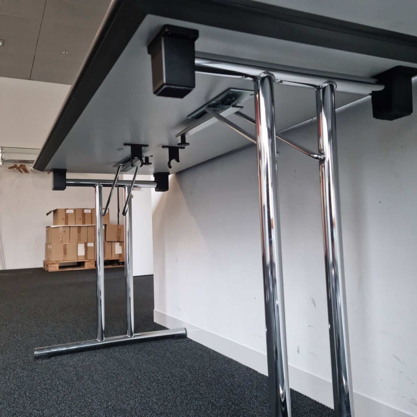 Dietiker Tavoli: Dietiker Teos Klapptisch 210x60cm – Usato da Affoltern am Albis venduto da Zapro 2