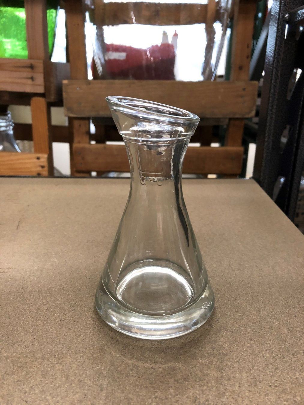 Caraffe & Decanter: Weinkrug / Schräghalskaraffe geeicht 2dl – Usato da Bülach venduto da baenzli73
