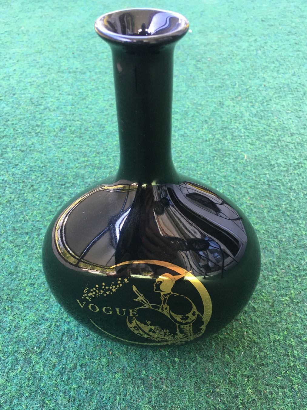 Vase & Récipients: VOGUE Vase – D'occasion à Wangen b. Olten par Finolino28