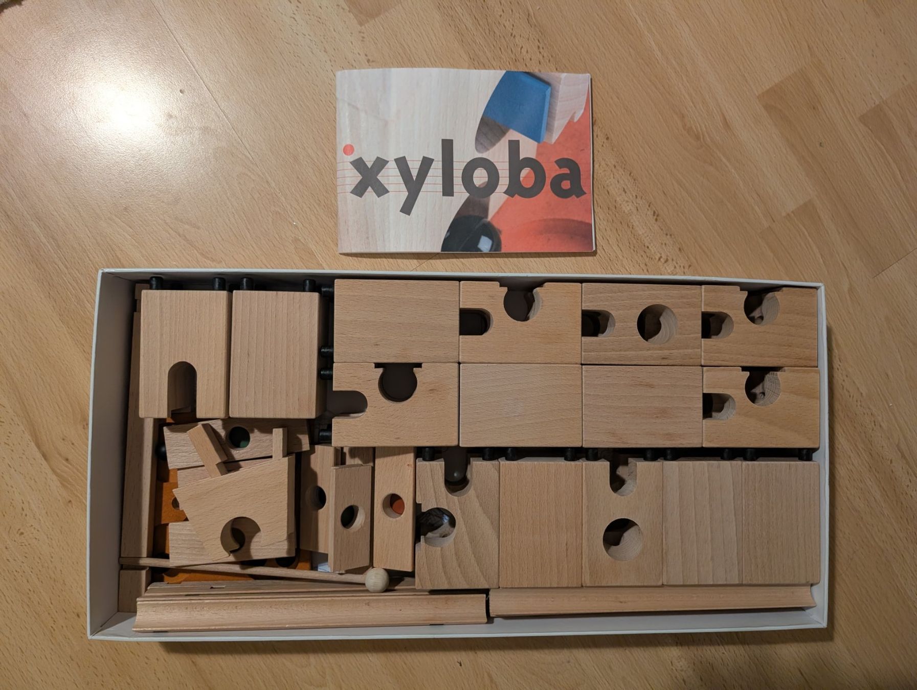 Giocattoli: Xyloba mezzo – Usato da Zürich venduto da kein-design 1