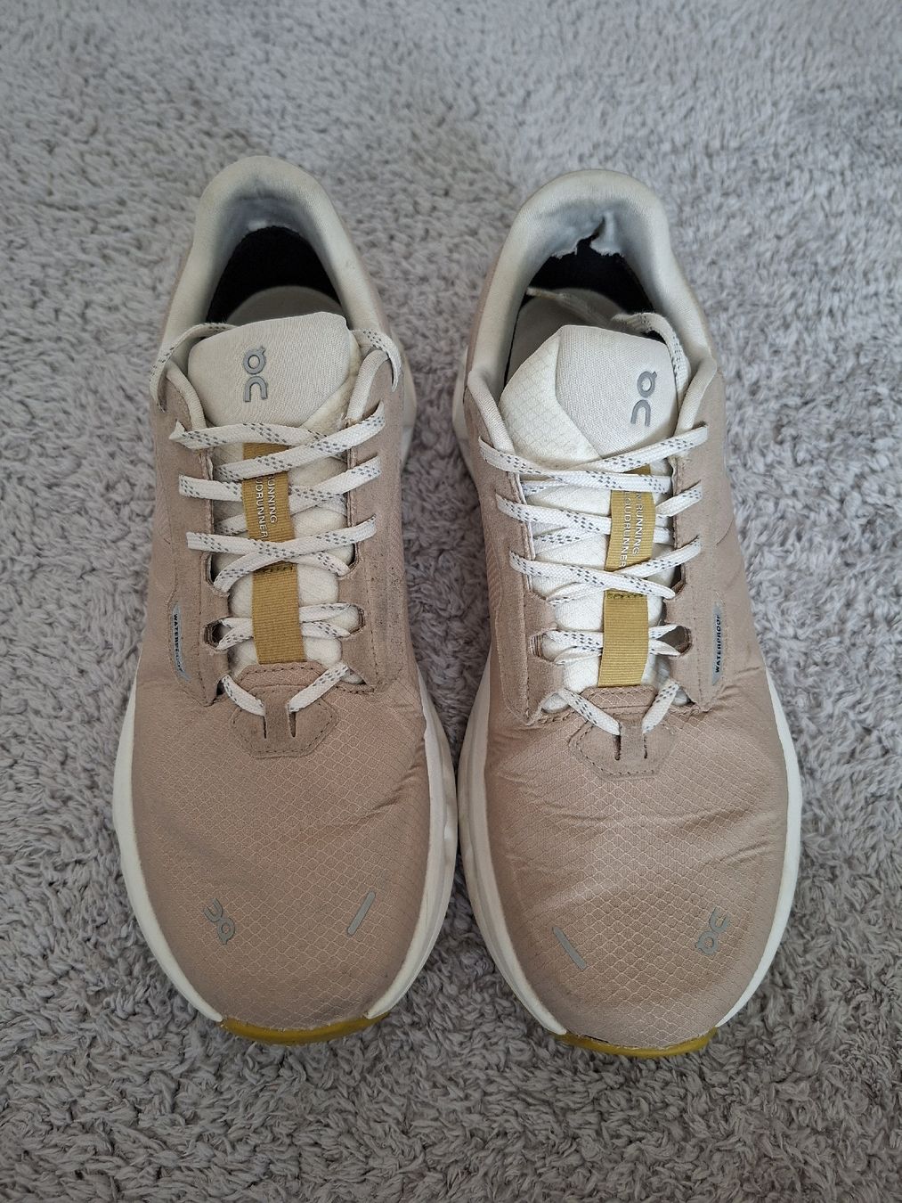 On Damenschuhe: Chaussures On Cloudrunner Waterproof beige taille 40 – Gebraucht aus Renens VD von ser_j2fn 4
