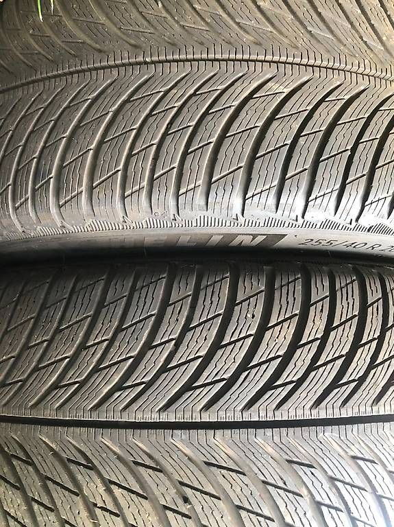 Michelin Pneus & Kompletträder: Tesla Model Y Performance Winterreifen (inkl. Felgen Ultra) – Gebraucht aus Zürich von Christophschuppi 1