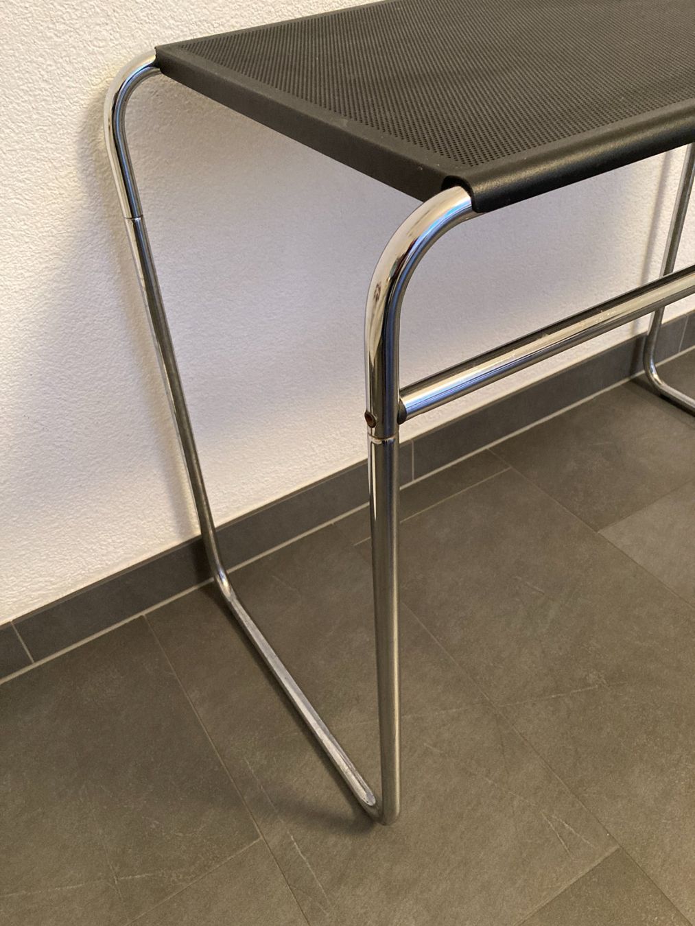 Tavoli: Beistelltisch Lochblech – Usato da Wil SG venduto da Pin05 1