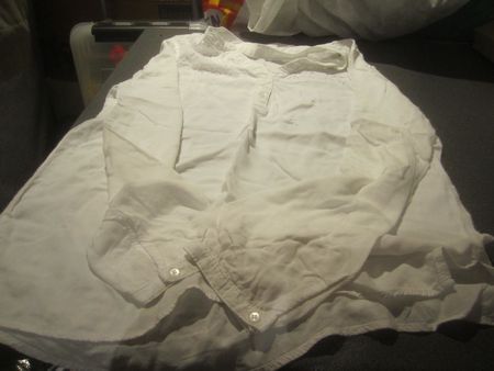 Pullover ca. Grösse S, weiss, oben Verziert