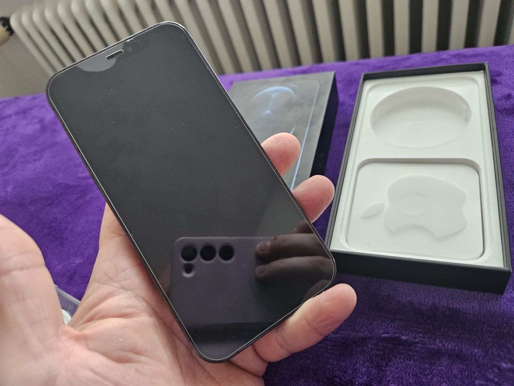 Apple Portables: Apple I Phone 12 pro 128 GB – D'occasion à Adliswil par Martina.Zelenakova 6