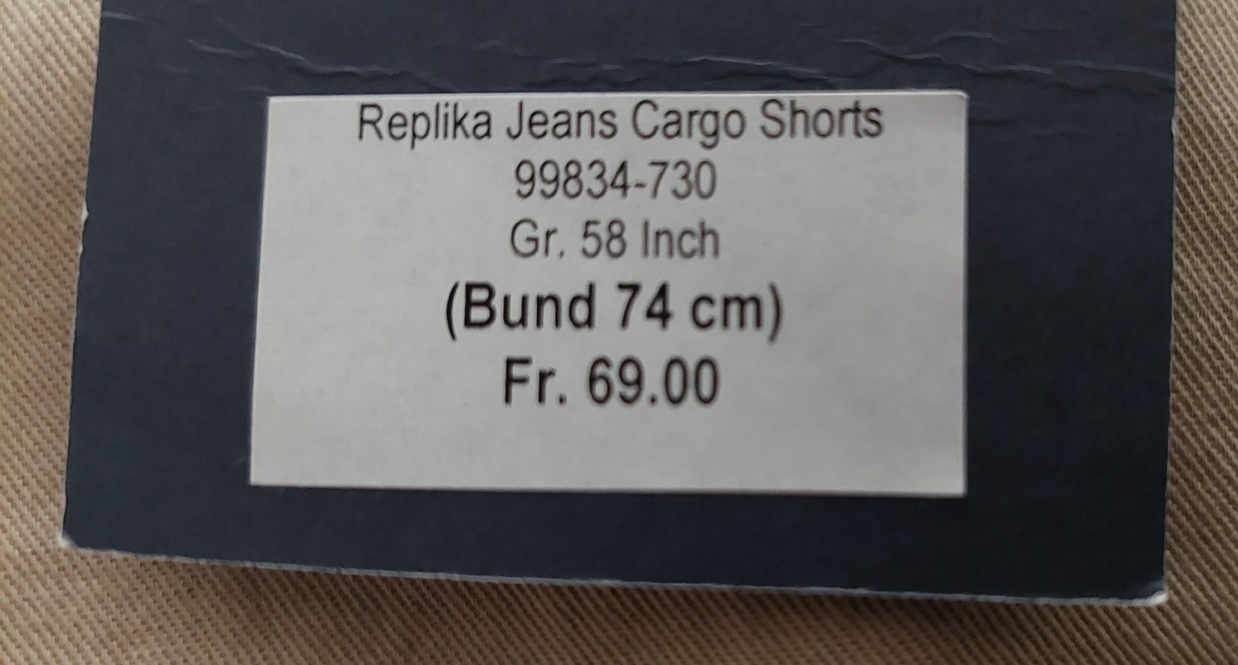 Pantaloni: Neue! Replika Cargo Shorts beige Gr. 58  – Nuovo e nell'imballaggio originale da Zürich venduto da lehmi1 4