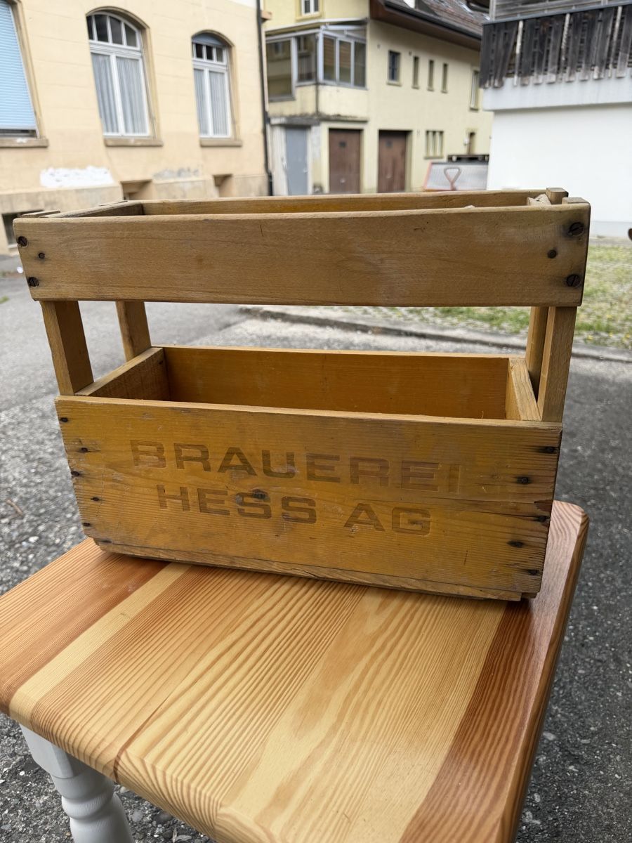 Casse di trasporto: Holz-Kiste Brauerei Hess AG,  – Usato da Plasselb venduto da SeislerBrocki