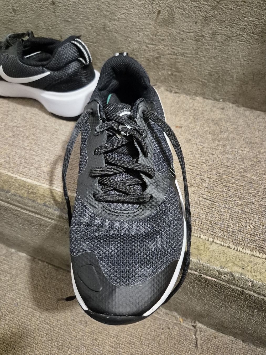 Scarpe da uomo: Nike Schuhe – Usato da Winterthur venduto da Lumi11 1