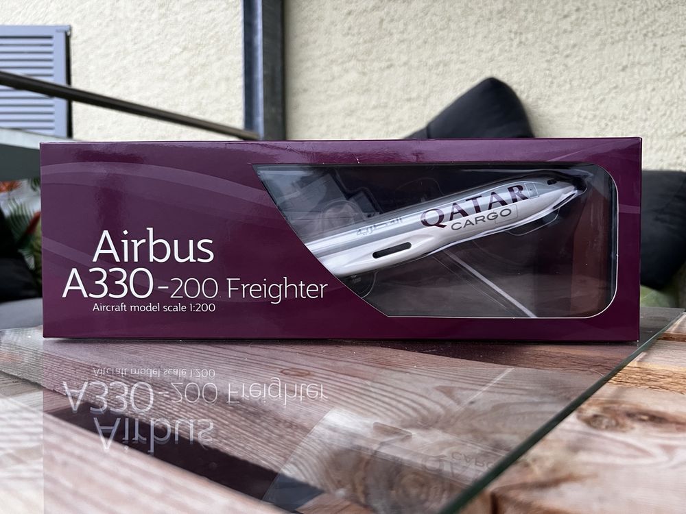 QIYUOKE 1/160 Airbus A380 Eirates 18 Zoll Großes Odelldruckguss