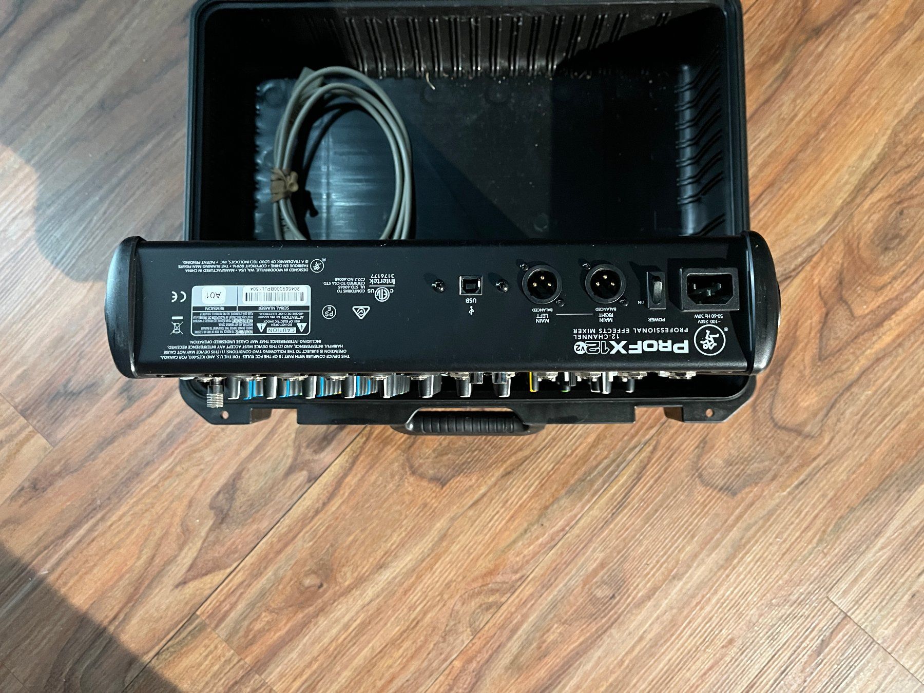 Mackie Mischpulte: Mackie ProFX 12 Audiomischer – Gebraucht aus Zürich von mauj 1