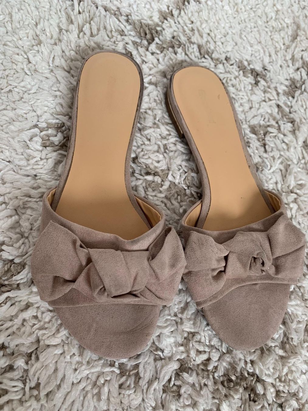 Damenschuhe: sandales beige taupe taille 38 – Gebraucht aus Montreux von iza_peche8