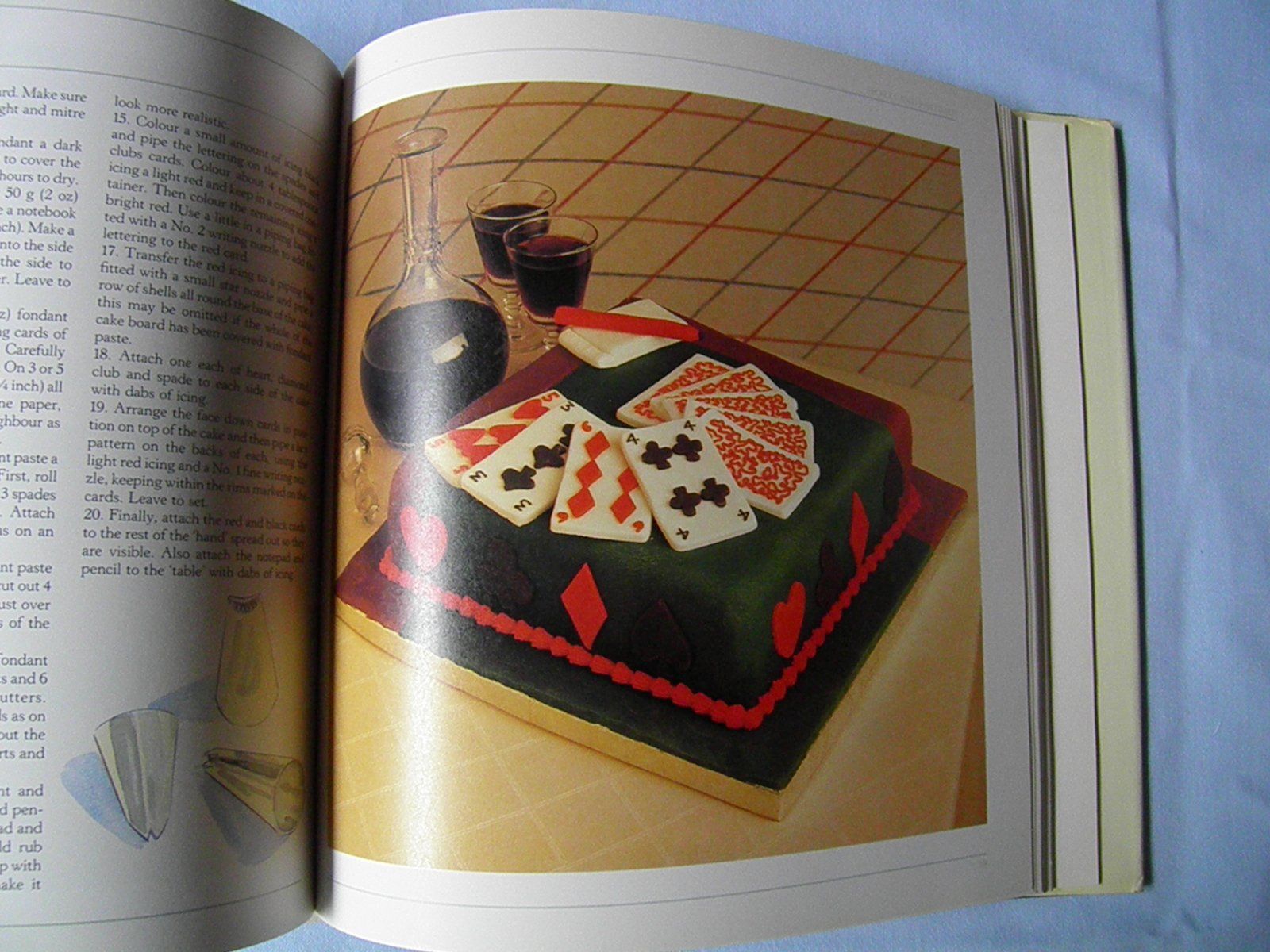 Libri: 2 Fachbücher Marzipan & Cake – Usato da Triesen FL venduto da Trigon 3
