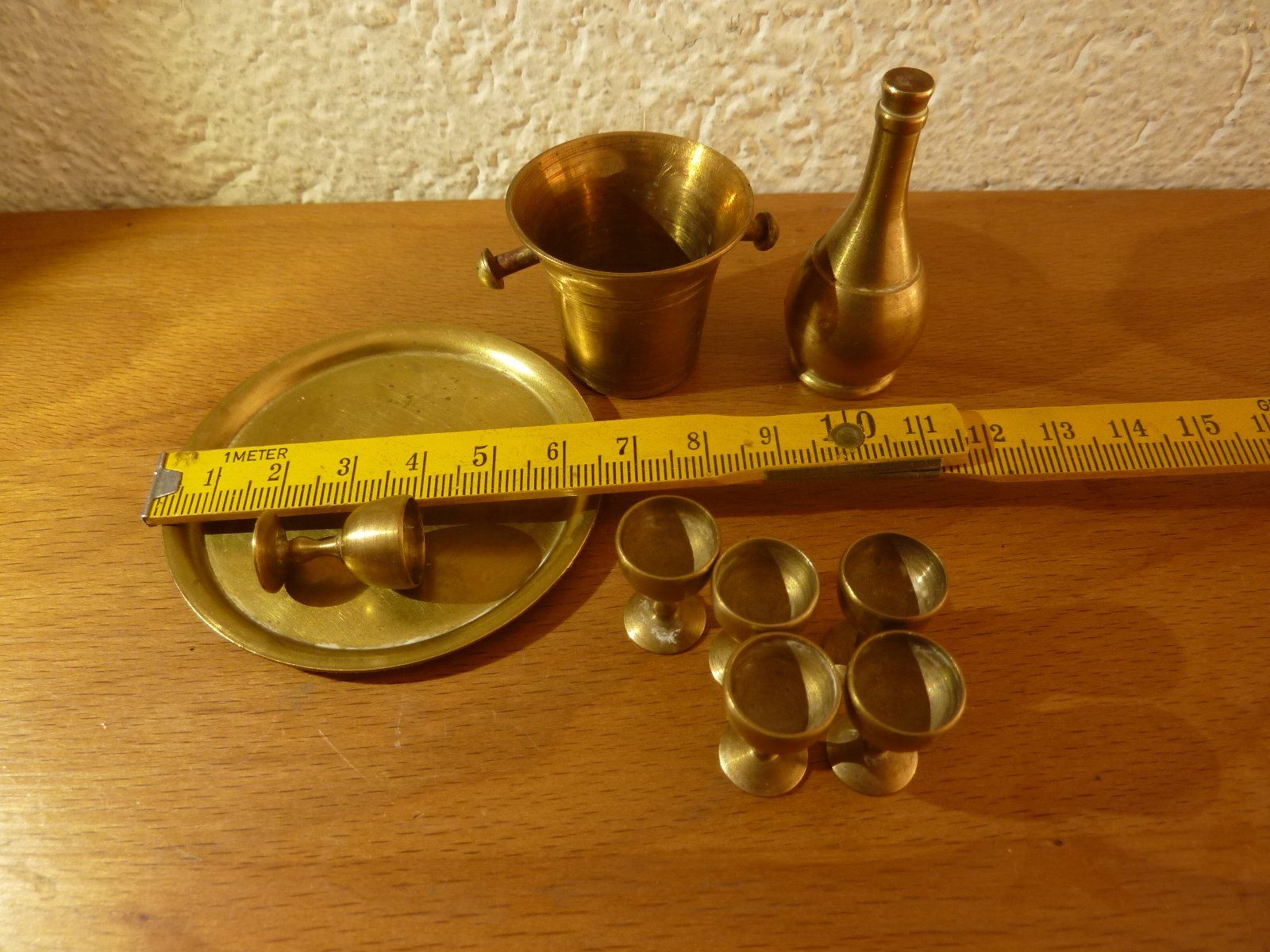 Piatti di portata: Vintage Miniatur Wein Servier Set klein süss Messing – Usato da Hochfelden venduto da swissice 5