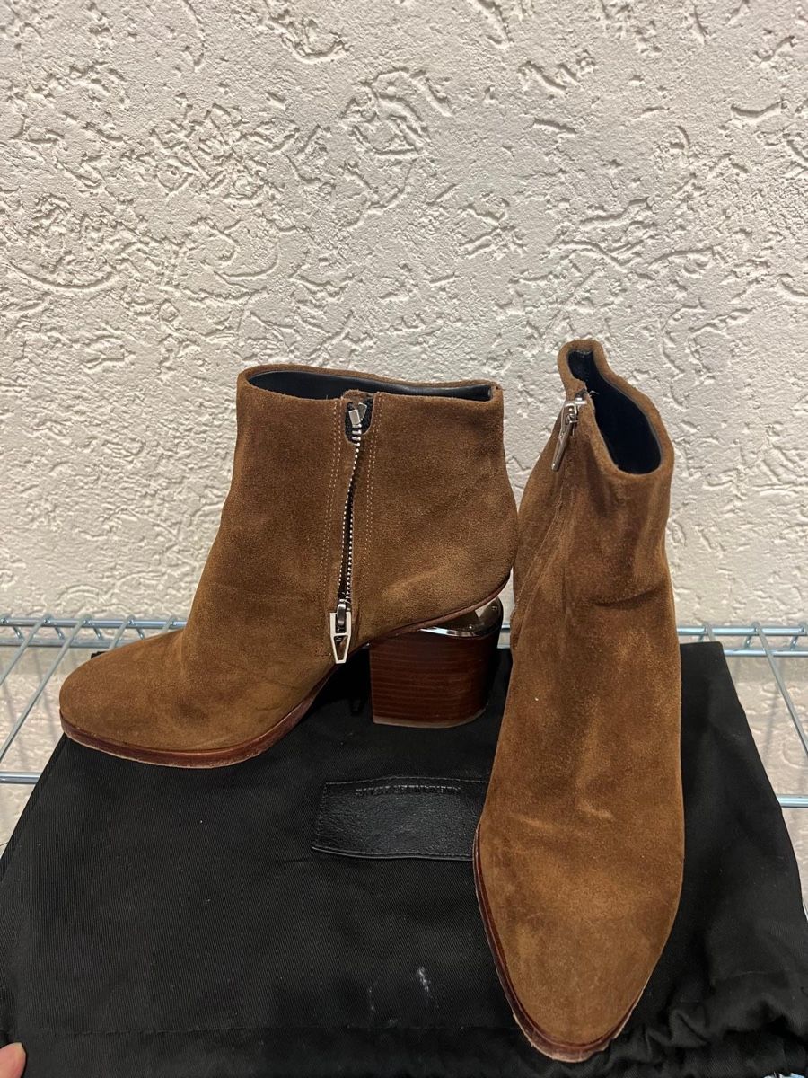 Alexander Wang Damenschuhe: 2 paia di stivaletti Alexander Wang – Gebraucht aus Montagnola von ste_w9hh 5