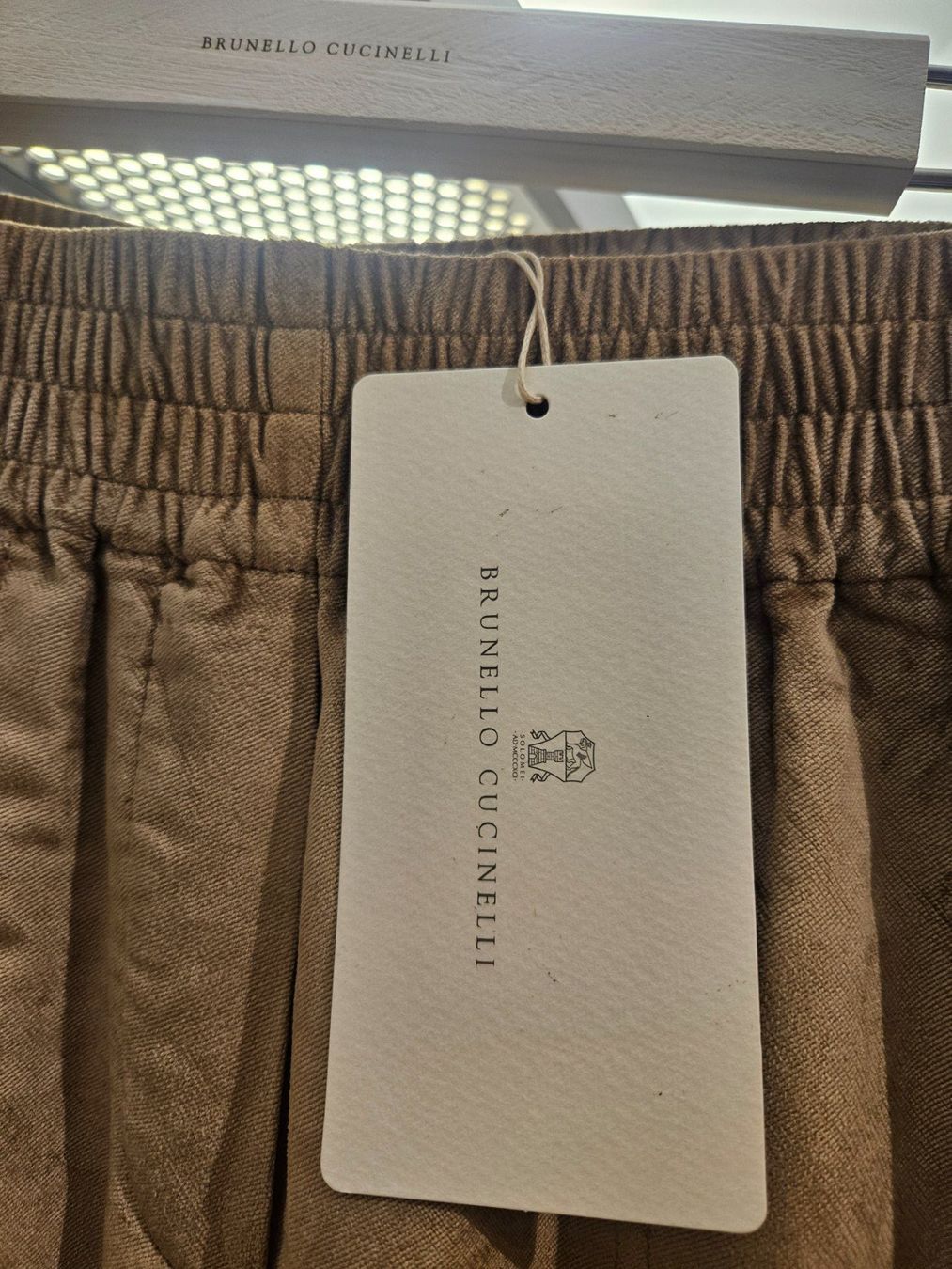 Brunello Cucinelli Pantaloni: Brunello Cucinelli Hose Neue Saison 1450.- – Nuovo (secondo la descrizione) da Bern venduto da Alea6892 1