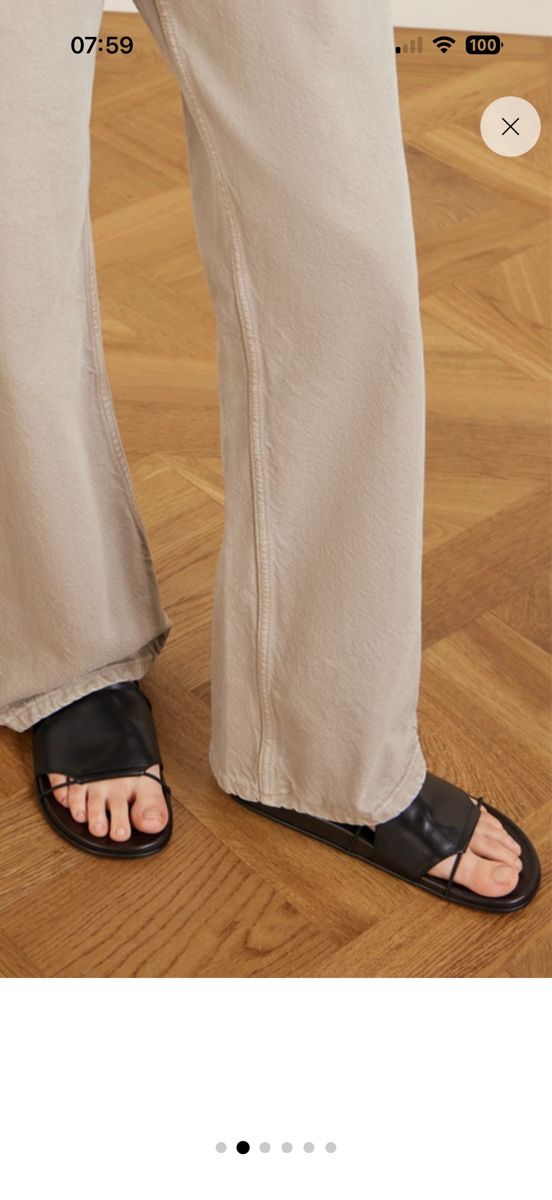 The Row Scarpe da donna: The Row Vivienne Leather Slides – Usato da Teufen AR venduto da nicmat 2