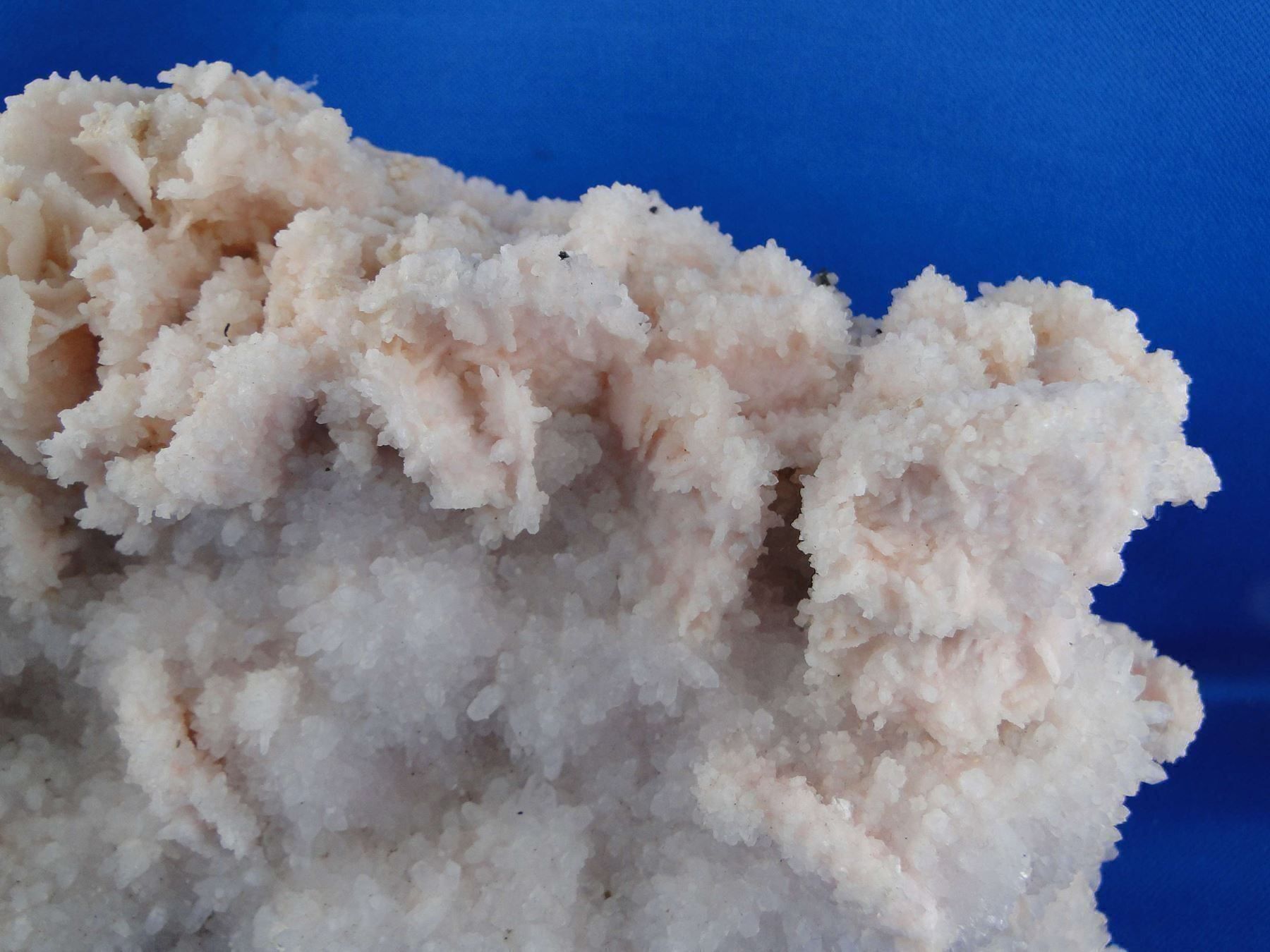 Minerali & Pietre curative: Rhodochrosit auf Quartz – Usato da Schinznach Bad venduto da Demerald 5