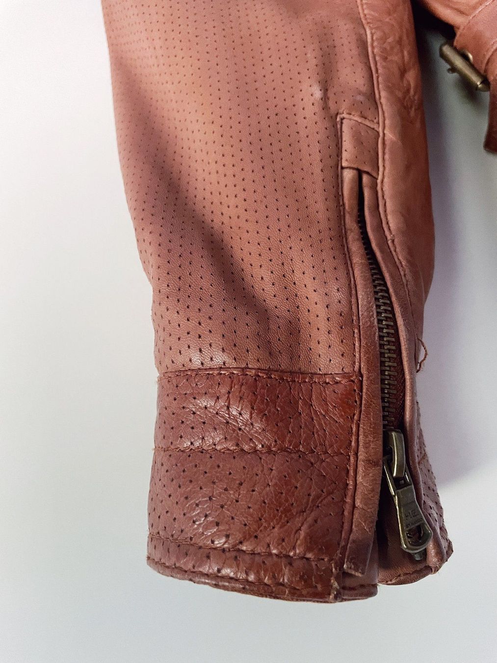 Mango Giacche: Mango Lederjacke Grösse L – Usato da Adliswil venduto da Ch_Mei 9