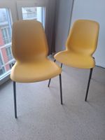 2x Ikea Stühle Hartschale Gelb mit schwarzem Gestell