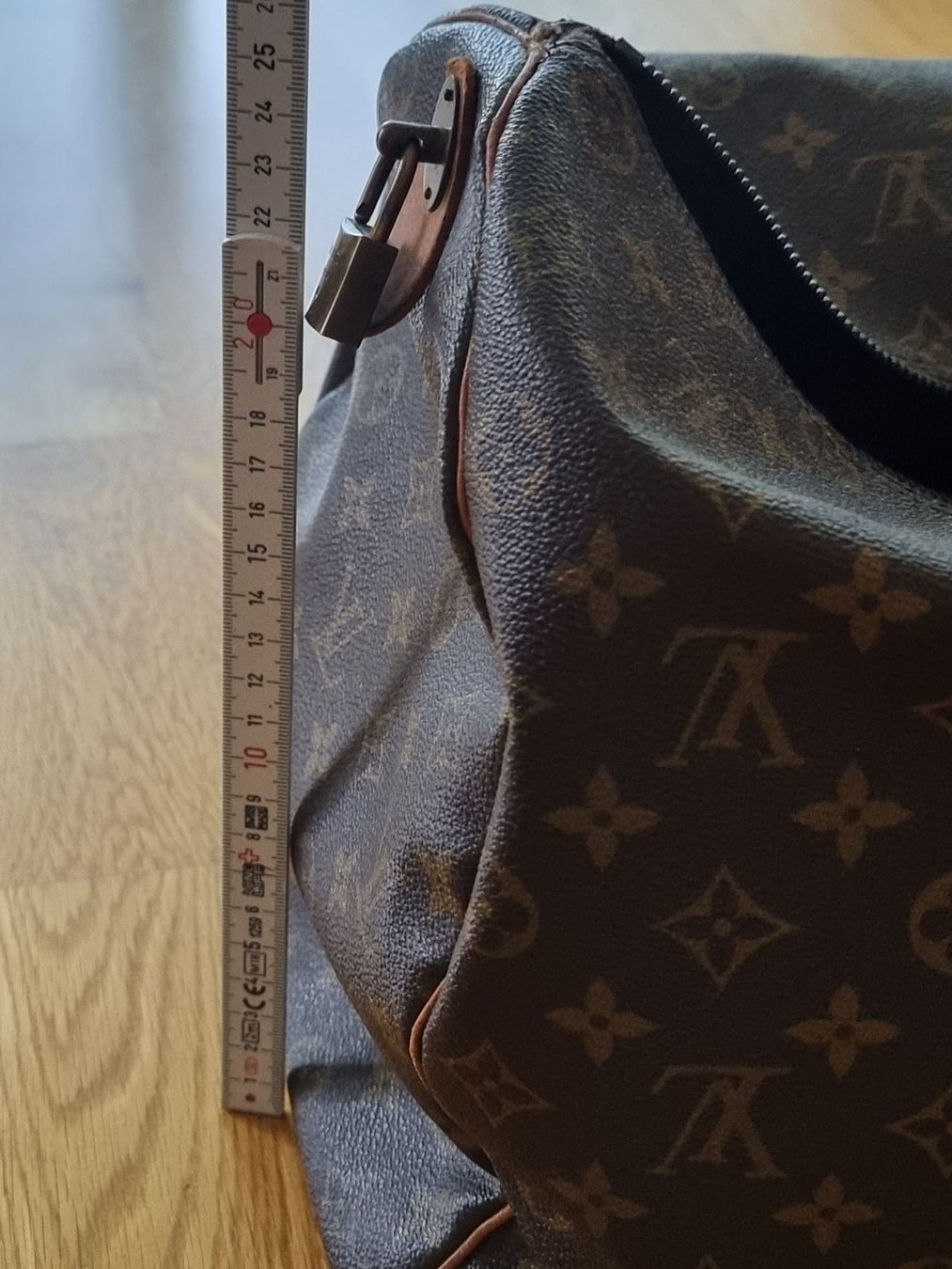 Louis Vuitton Borse: Louis vuitton Keepall 50 Original – Usato da Ebikon venduto da Dubi1 4