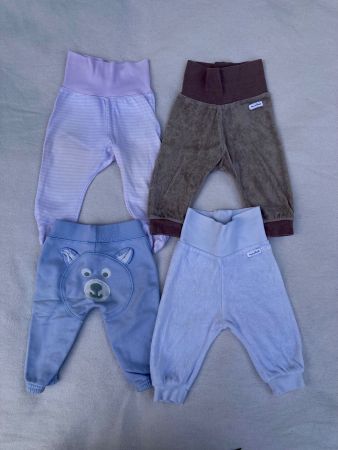 4 herzige Babyhosen in Grösse 62