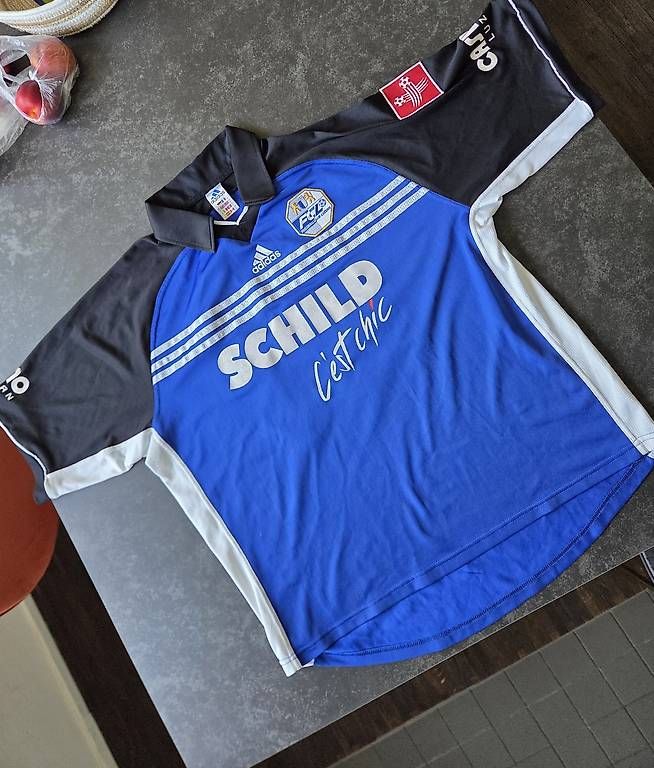 Adidas Canottiere & Pantaloni: FC Luzern Trikot XL 1999/2000 – Usato da Luzern venduto da Namledats91