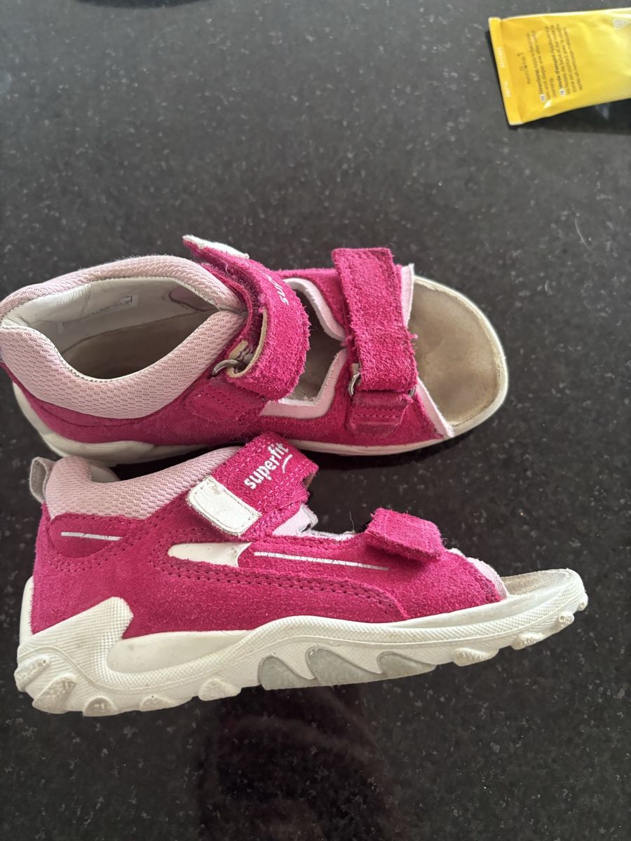 Scarpe per ragazze: Sandalen Superifit 26 – Usato da Uitikon Waldegg venduto da cla_y6rh 1