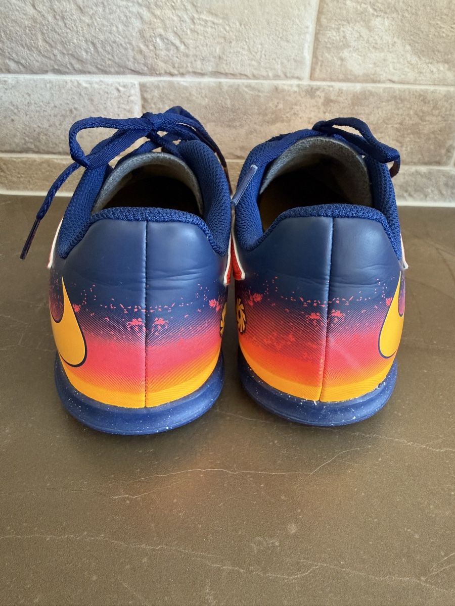 Nike Scarpe da uomo: Nike Phantom Grösse 36 – Usato da Goldswil venduto da Fisel 2