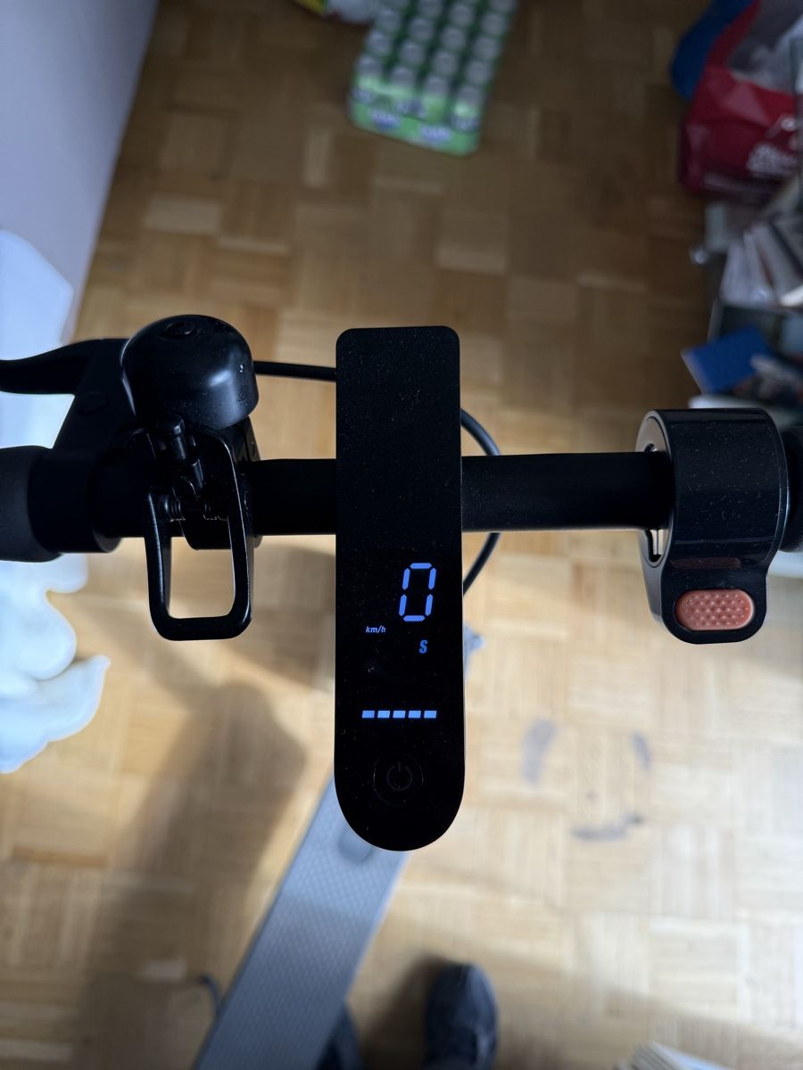 Scooter: Xiaomi Mi Essential E Scooter – Usato da Basel venduto da Vintageflo16 2