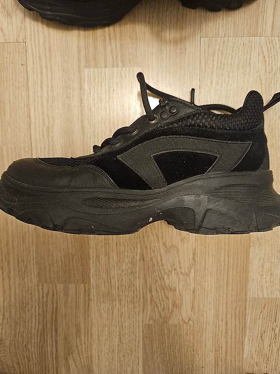 Scarpe da donna: Damen Sneakers Gr. 39  Chunky Style – Usato da Zürich venduto da Elena231 2