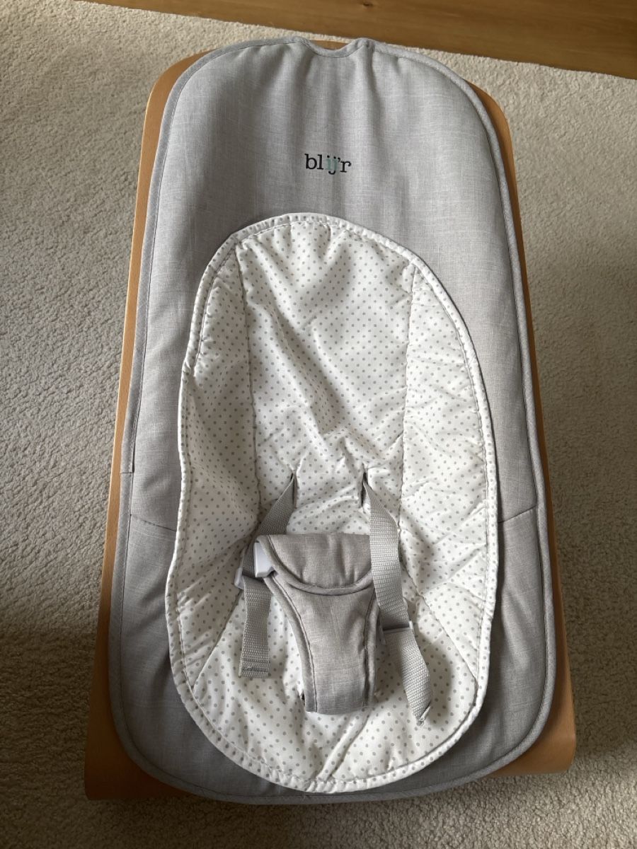 Sdraiette & Sdraiette a dondolo: Babywippe Holz von Blijr – Usato da Pieterlen venduto da JK99