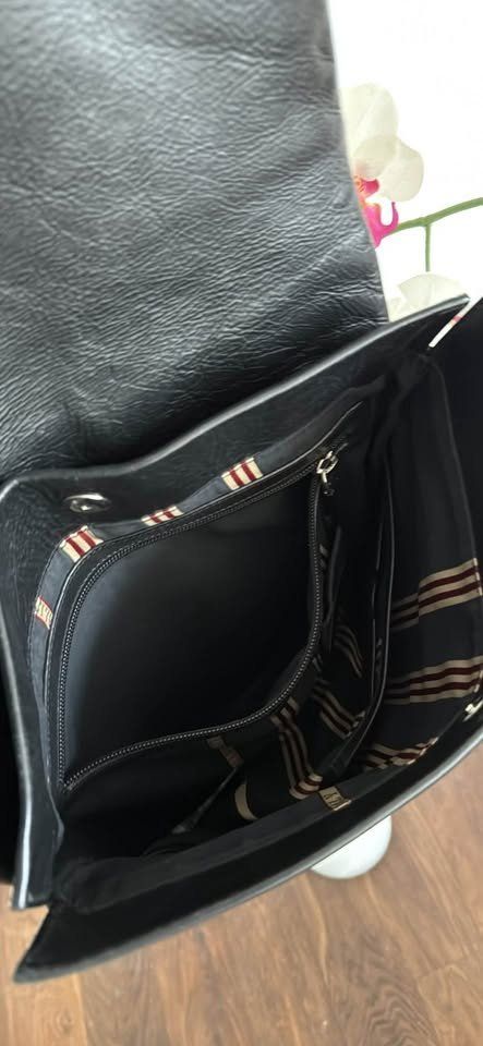 Bally Sacs femmes: BALLY Messenger Bag – D'occasion à Wangen b. Olten par Braeggi 1