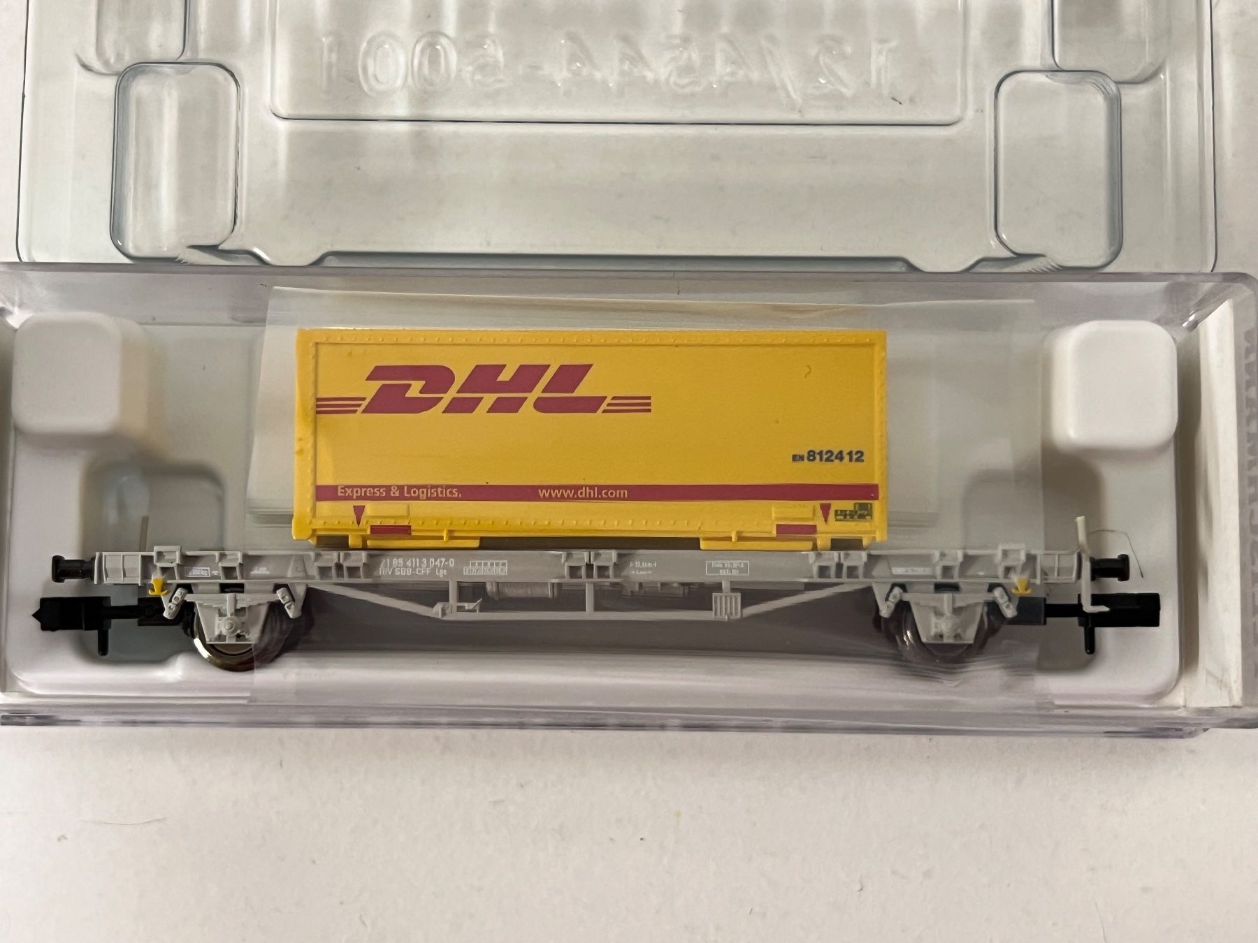 Fleischmann Modellini di ferrovie: FLEISCHMANN 824214 DHL SBB  Spur N – Nuovo e nell'imballaggio originale da Neuenhof venduto da ludovicco