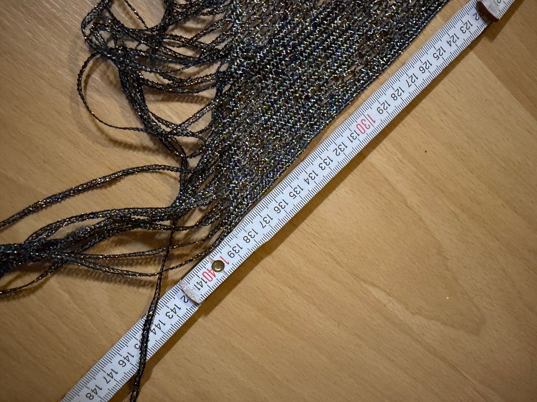 Foulard & Sciarpe: Schönes Dreieckstuch aus Spitze – Usato da Grosswangen venduto da shoes.bags.and.co 4