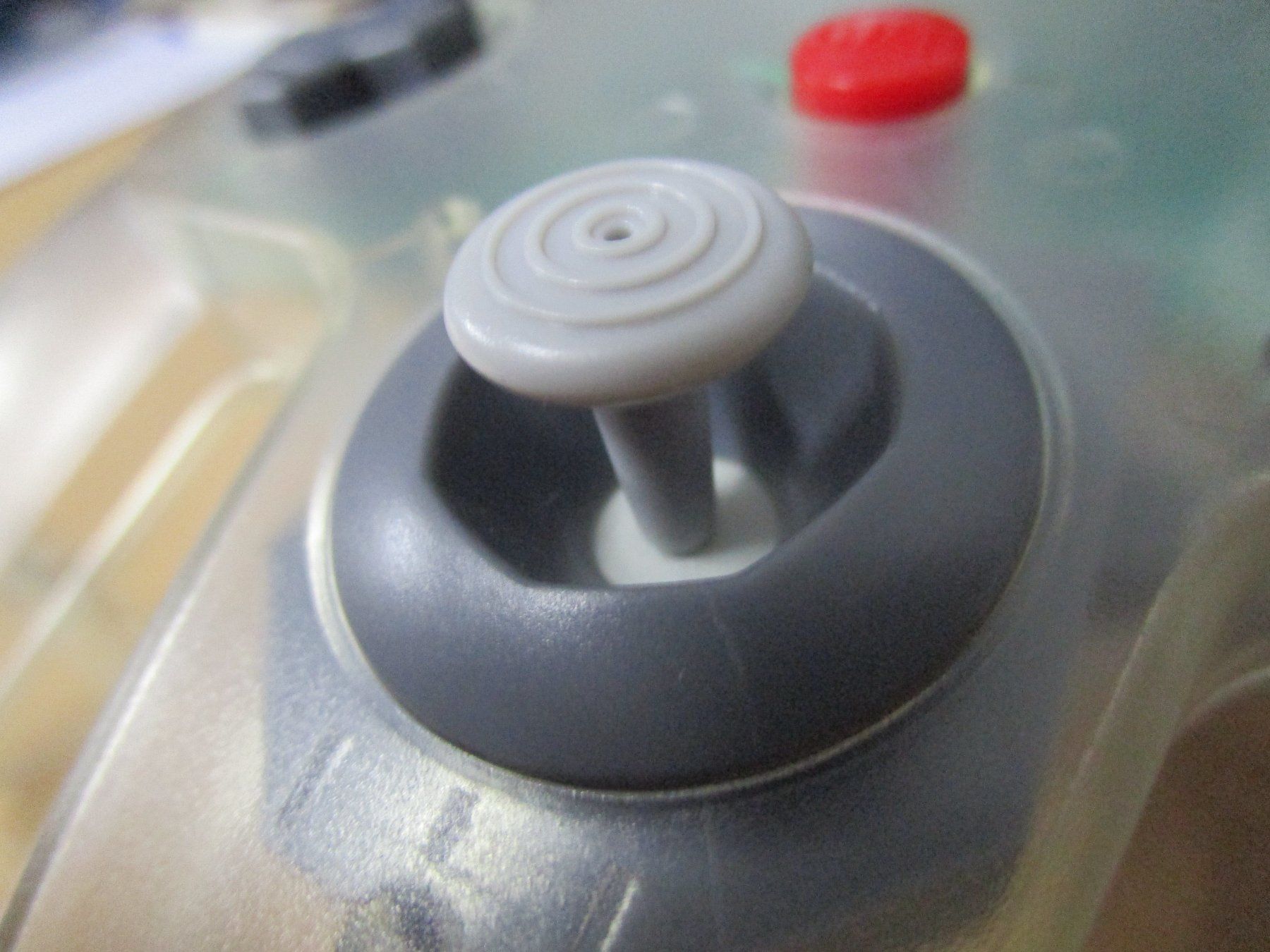 Controller: Nintendo 64 Controller - Farbe clear- Neuware- N64 Joypad – Nuovo (secondo la descrizione) da Goldau venduto da agestuffer 1