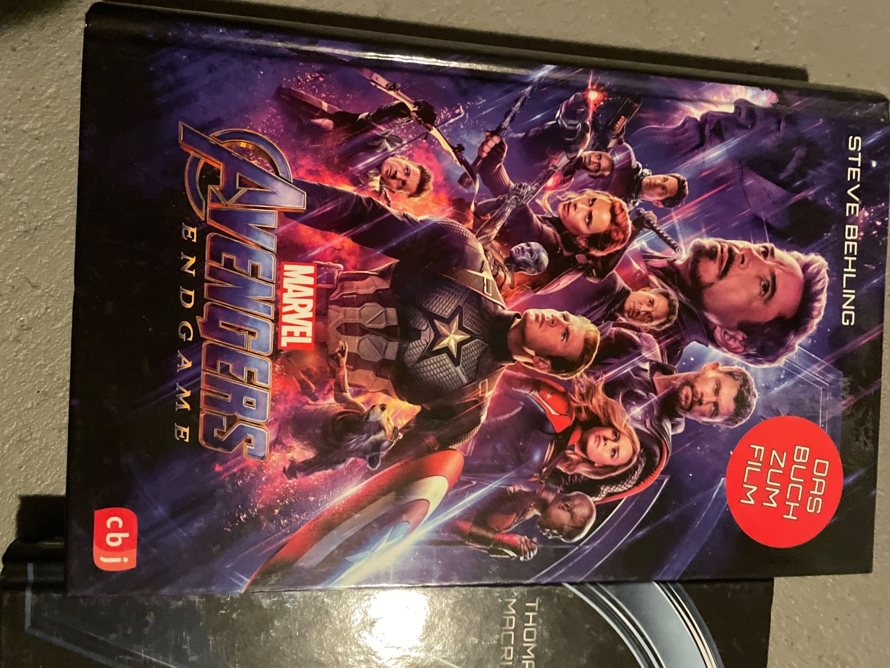 Libri: Marvel- Avengers 2 Bücher – Usato da Obfelden venduto da 3zwerge 1