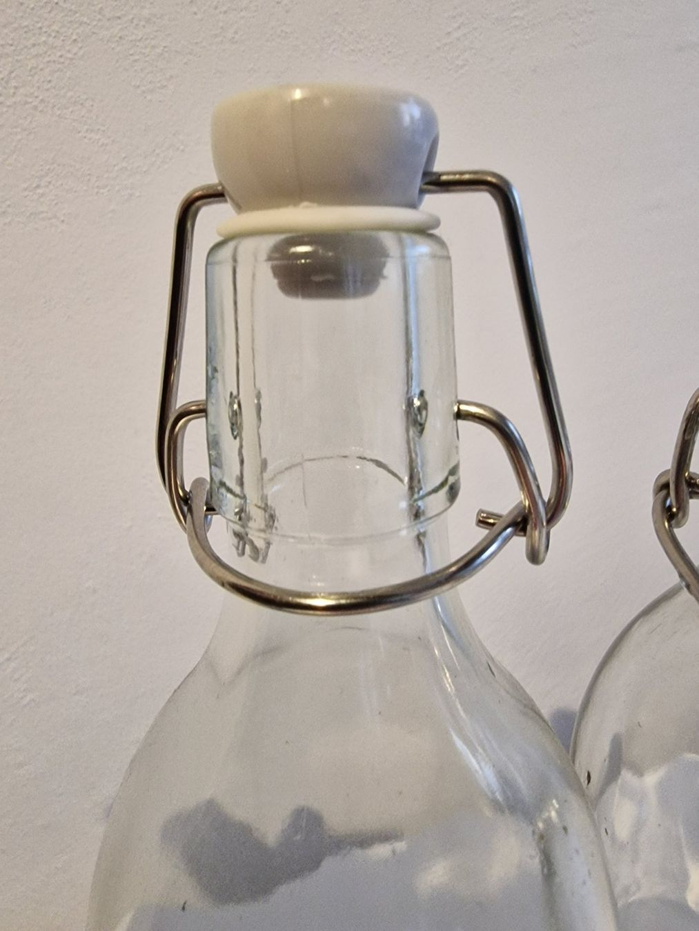 Ikea Altro in Stoviglie & Bicchieri: Glas Flasche mit Verschluss 0.5 L – Usato da Pfäffikon SZ venduto da Maijecka 2