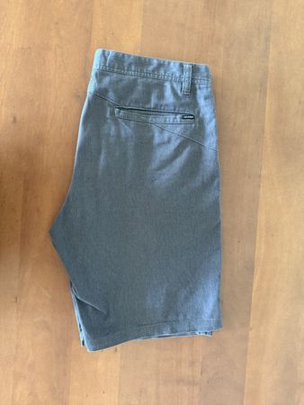 Volcom Frickin Modern Stretch Shorts Gr. 36 Charcoal Heather