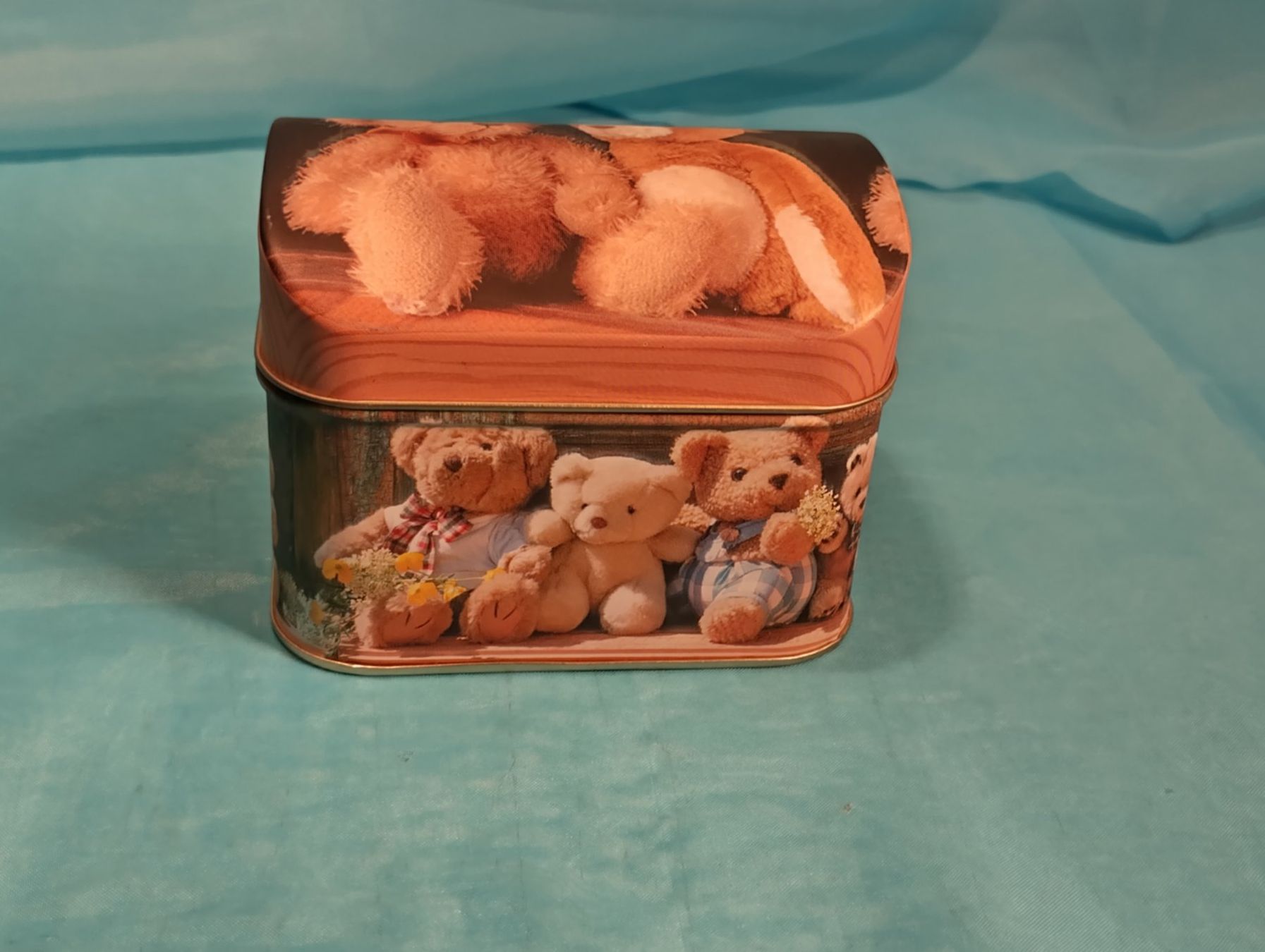 Sonstige Dekorationen & Accessoires: Blechbüchse mit Teddybären – Gebraucht aus Bellach von JingleCherry 1