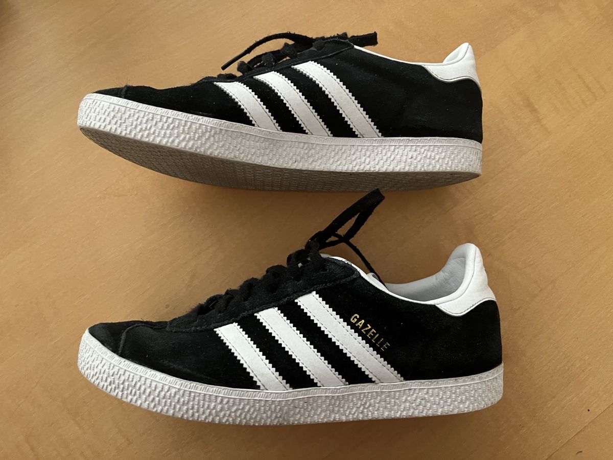 Scarpe da uomo: Adidas Gazelle Schwarz 38 2/3 – Usato da Basel venduto da tiadolma 1