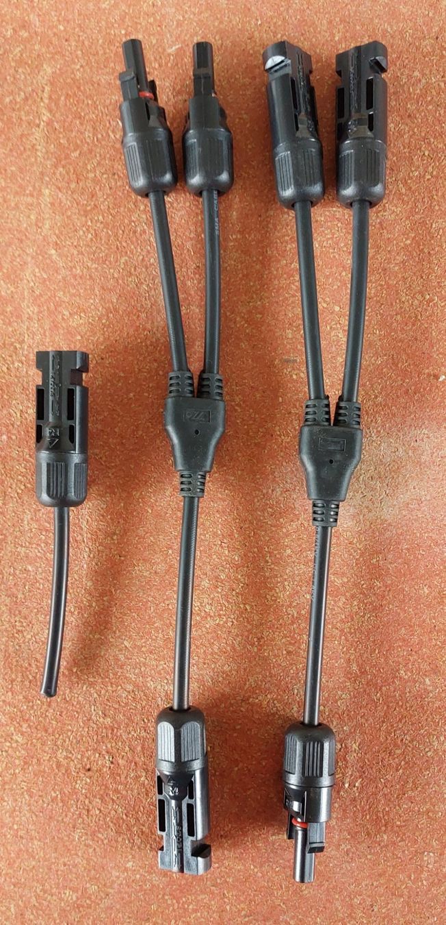 Cavi: Solarkabel Y-Adapter Stecker neu – Nuovo (secondo la descrizione) da Silenen venduto da pc-internet