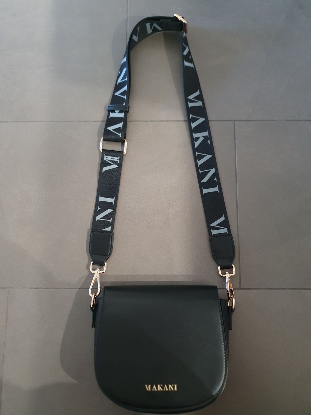 Borse da donna: Makani Handtasche half moon – Usato da Arth venduto da frey1993 4