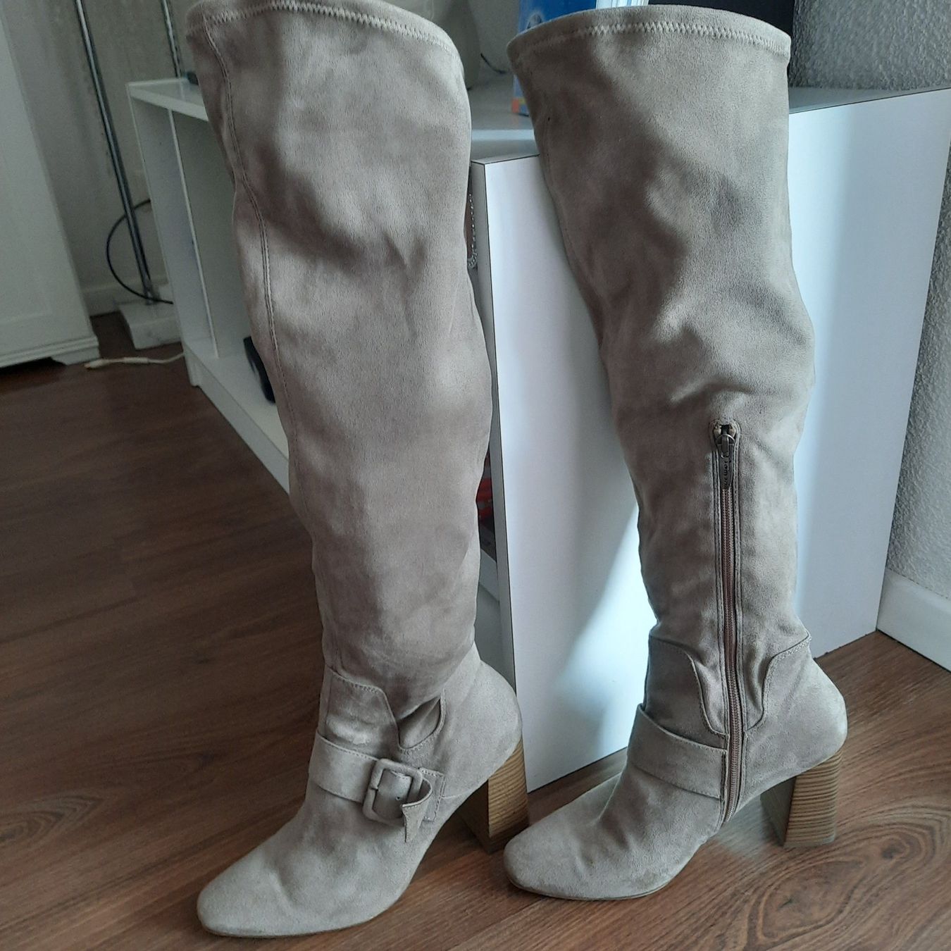 Tamaris Scarpe da donna: TAMARIS, OVERKNEES STIEFEL, GR.40 – Usato da Hinwil venduto da Wuschi40