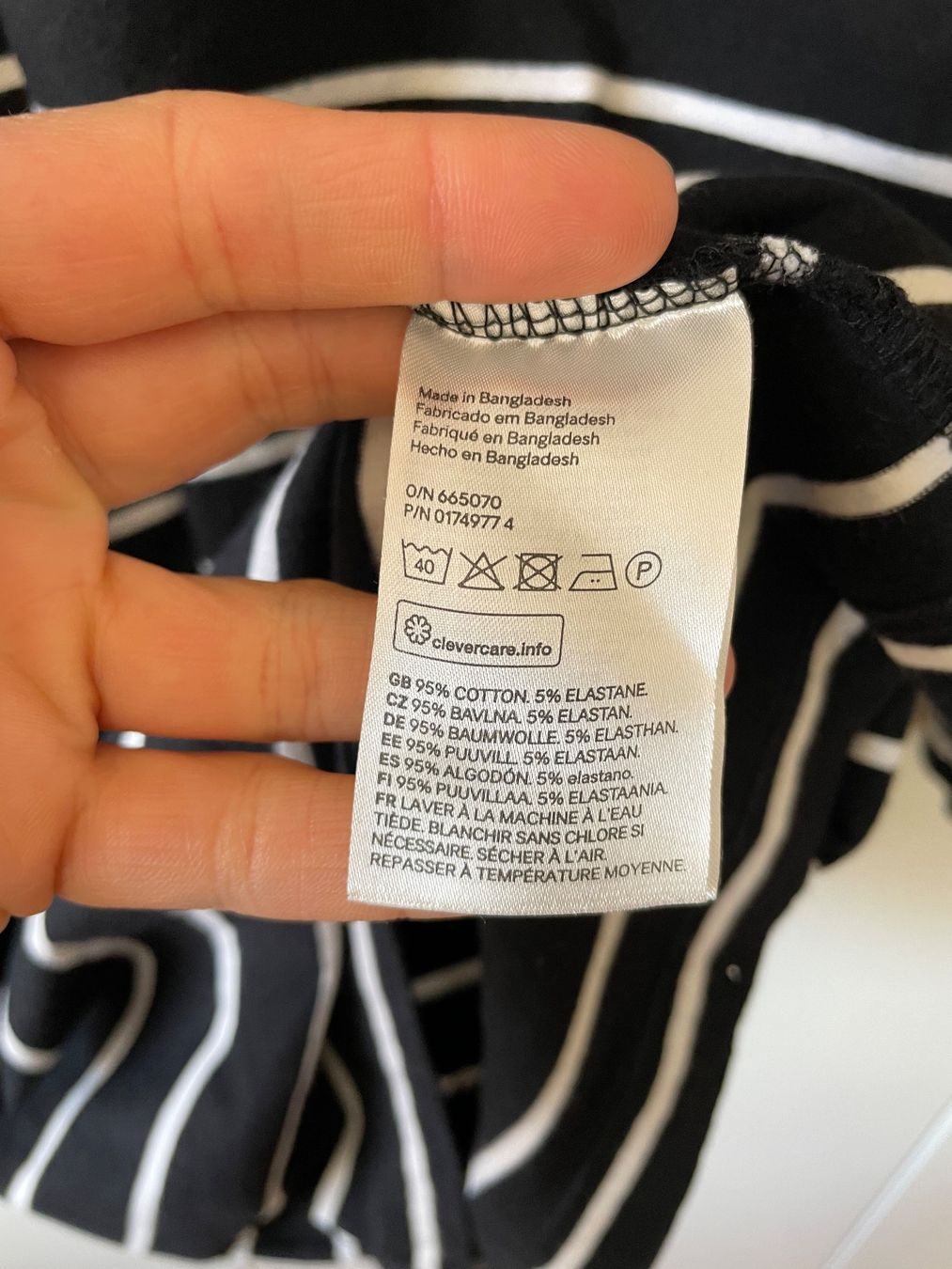 H&M Vestiti: H&M BASIC Langarmkleid Schwarz/Weiss Gestreift Gr. M – Usato da Neukirch an der Thur venduto da bee88 2