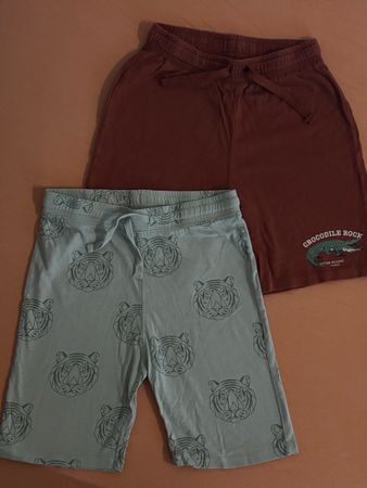 2 Kinder Shorts 128 H&M