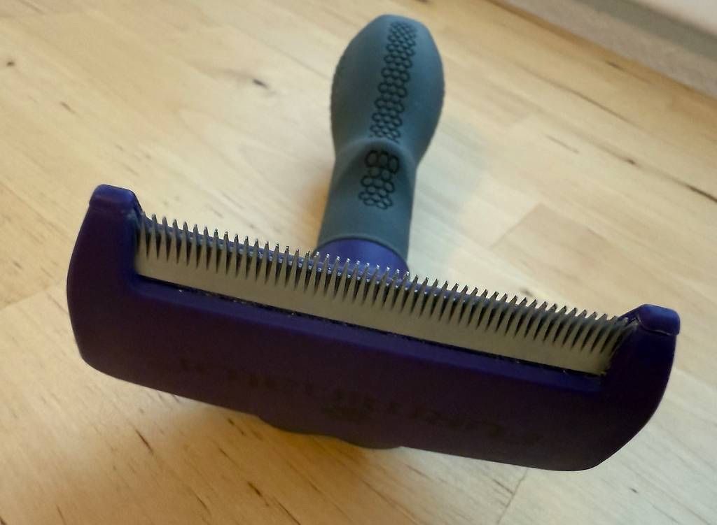 Altro per la cura dei capelli: FURminator Pflegebürste – Usato da Allenwinden venduto da guetzli20